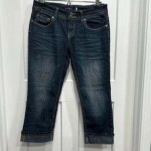 Vigoss Cuffed Capri - Size 5